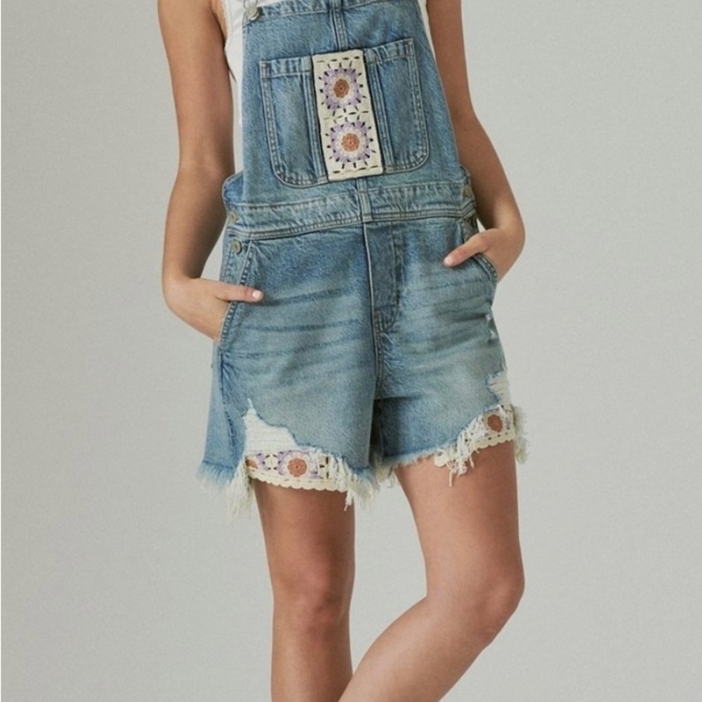 Luck Brand Crochet Shortall size M New with tags